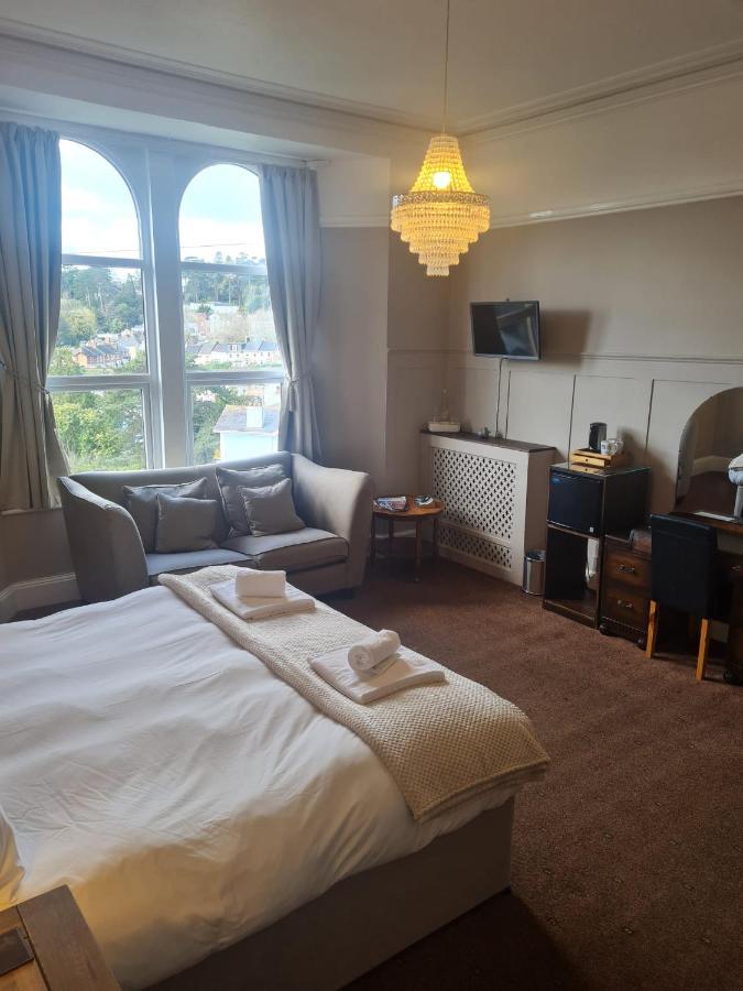 Heathcliff House B&B Exclusively For Adults Free Large Carpark Torquay Kültér fotó