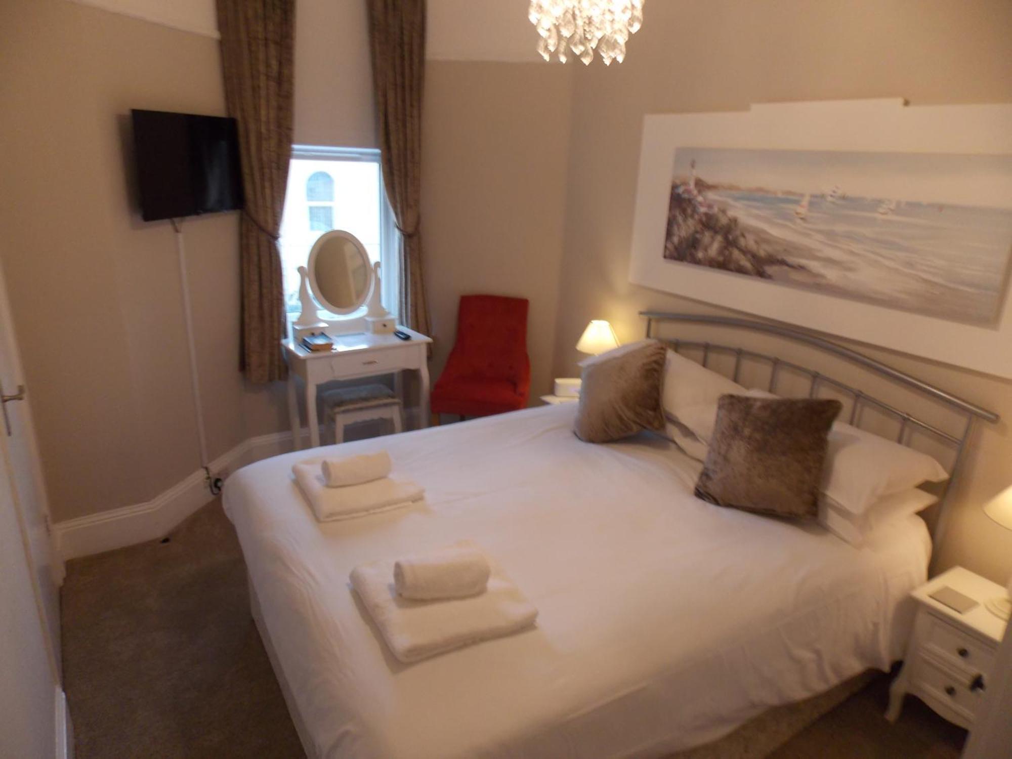 Heathcliff House B&B Exclusively For Adults Free Large Carpark Torquay Kültér fotó