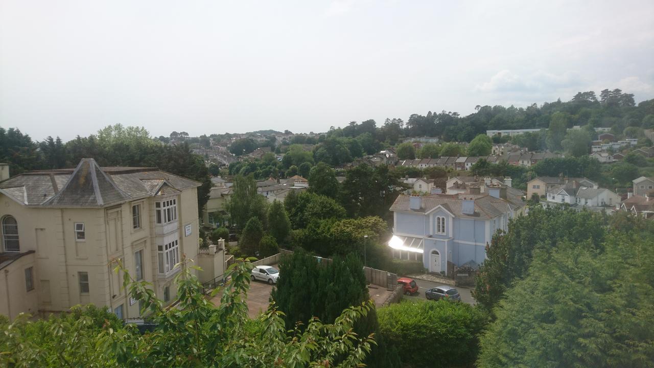 Heathcliff House B&B Exclusively For Adults Free Large Carpark Torquay Kültér fotó