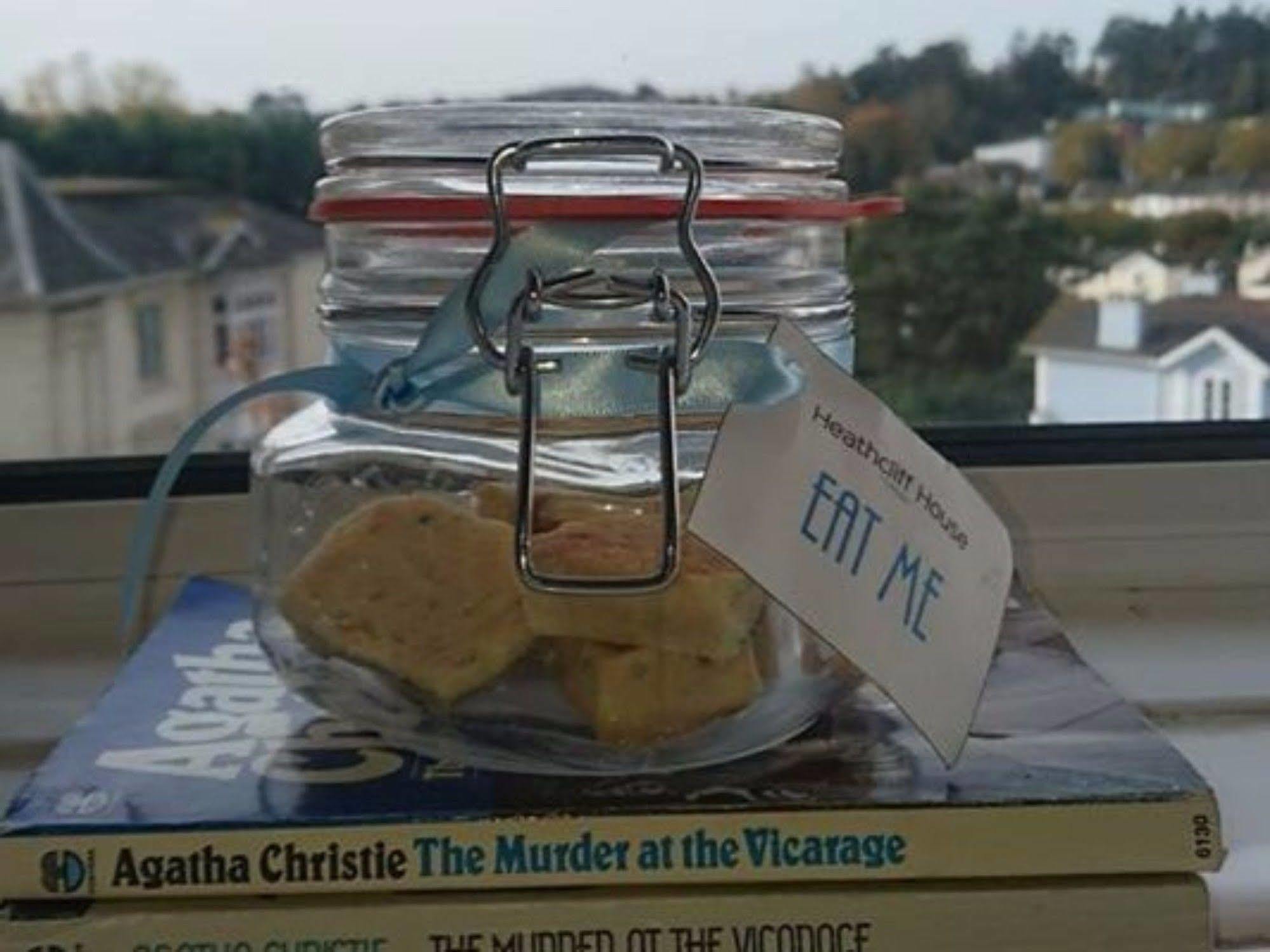 Heathcliff House B&B Exclusively For Adults Free Large Carpark Torquay Kültér fotó
