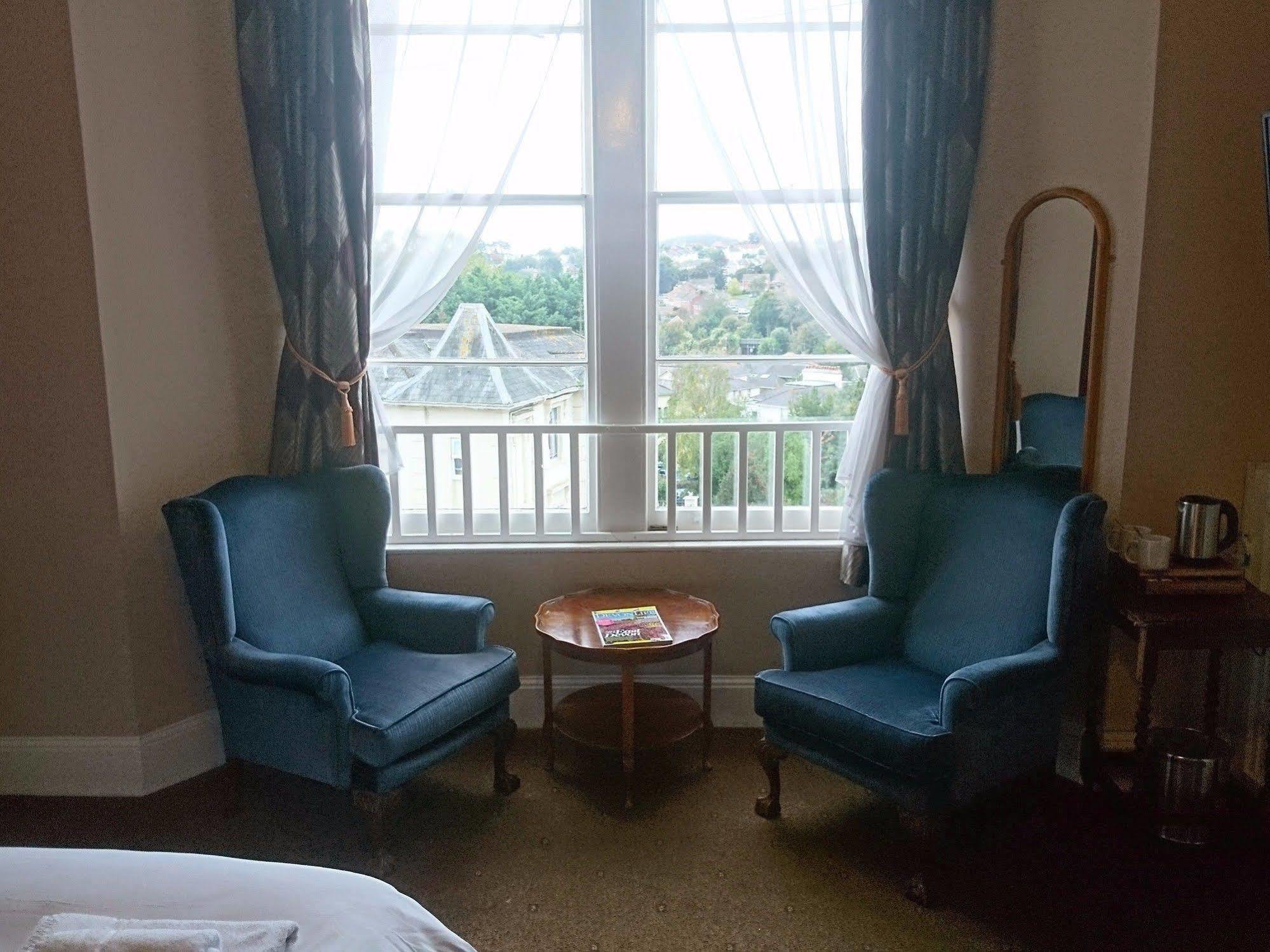 Heathcliff House B&B Exclusively For Adults Free Large Carpark Torquay Kültér fotó